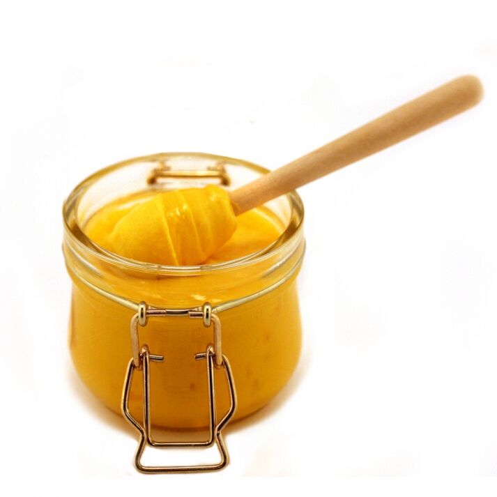 Bee honey for a compress against back pain in the lumbar region
